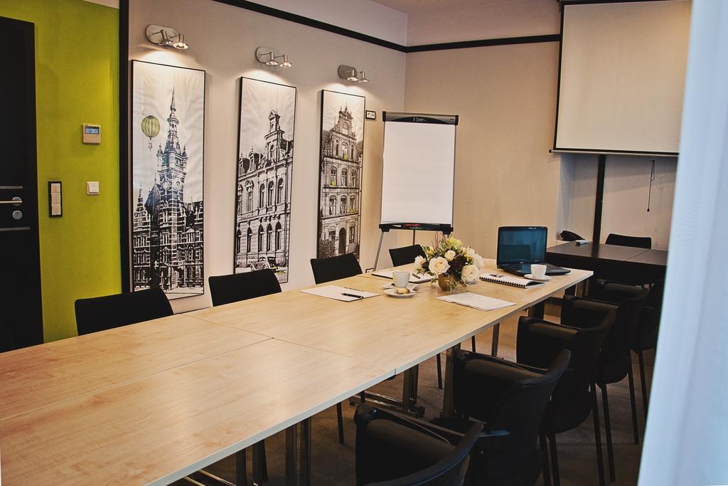 Hotel Pod Lwem Elblag Luaran gambar