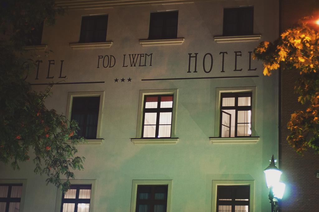 Hotel Pod Lwem Elblag Luaran gambar